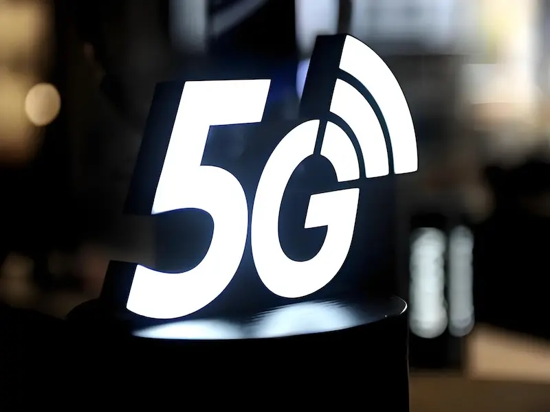 How does 5G technology enhance the Internet of things (IoT)?