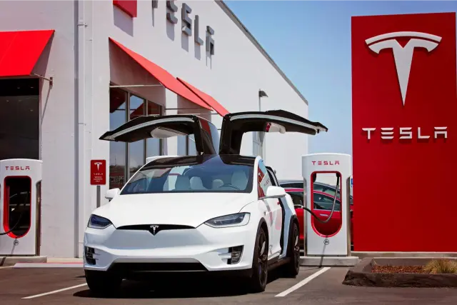 Tesla electric fuel usage