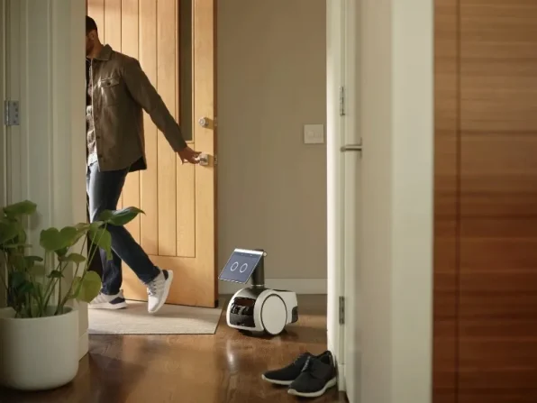 Amazon's-Astro-home-robot
