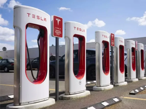 Tesla-Superchargers