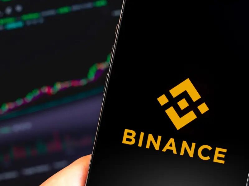 Binance-8.27