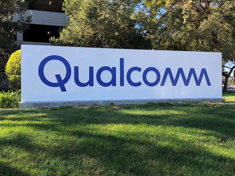 Qualcomm-strong revenue-08-01