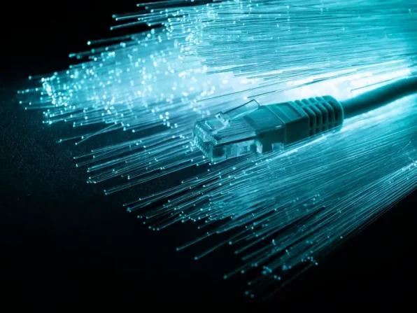 Apr-15-fibre-optic